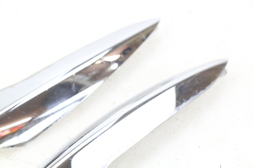 photo de ACHTERKAP VERBINDING PIAGGIO LIBERTY IGET 4T 50 (2015 - 2020) - Bevestigingspunten