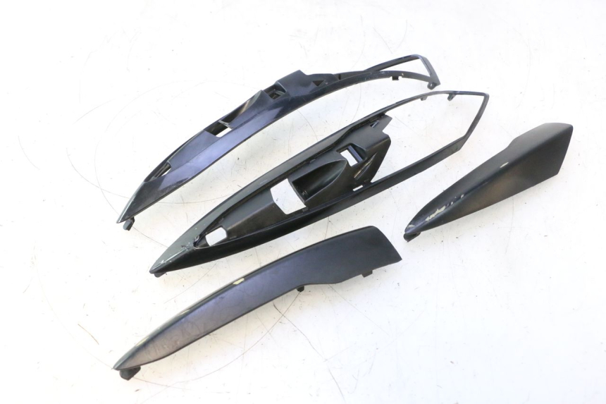 photo de ACHTERKAP VERBINDING PIAGGIO LIBERTY IGET 4T 50 (2021 - 2025) - Hoofdaanzicht