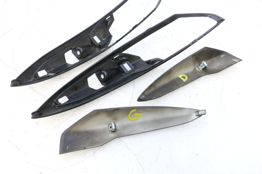 photo de ACHTERKAP VERBINDING PIAGGIO LIBERTY IGET 4T 50 (2021 - 2025) - Productaanzicht