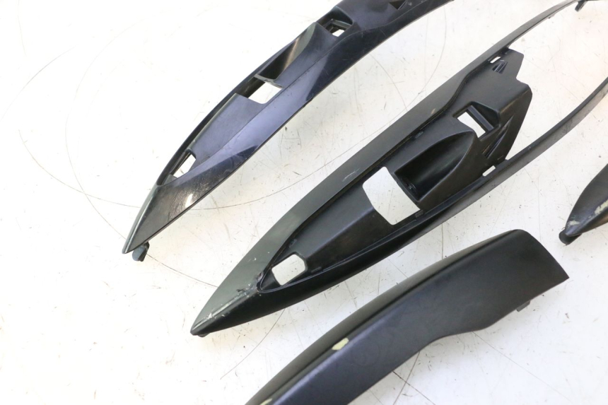 photo de ACHTERKAP VERBINDING PIAGGIO LIBERTY IGET 4T 50 (2021 - 2025) - Technische close-up
