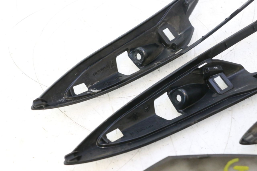 photo de ACHTERKAP VERBINDING PIAGGIO LIBERTY IGET 4T 50 (2021 - 2025) - Gecontroleerd onderdeel