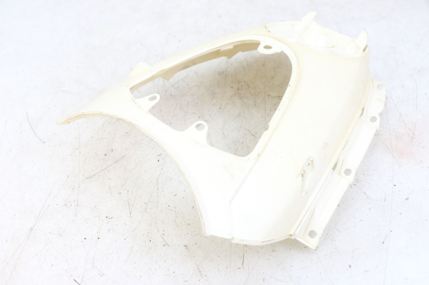 photo de ACHTERKAP VERBINDING SYM MIO 50 (2011 - 2017) - Zoom op gebruiksstaat