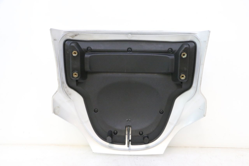 photo de ACHTERKAP VERBINDING PIAGGIO MP3 LT 300 (2010 - 2016) - Detail van het onderdeel