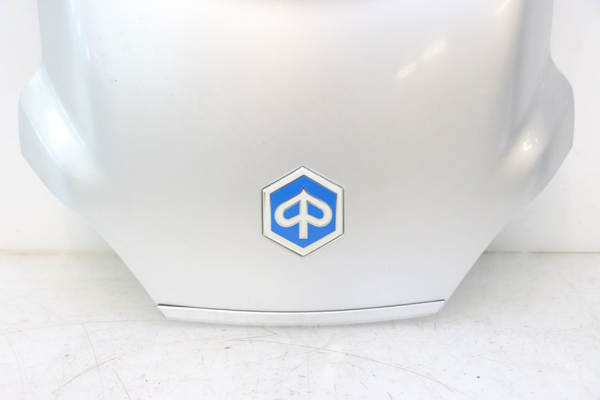 photo de ACHTERKAP VERBINDING PIAGGIO MP3 LT 300 (2010 - 2016) - Kenmerkende details
