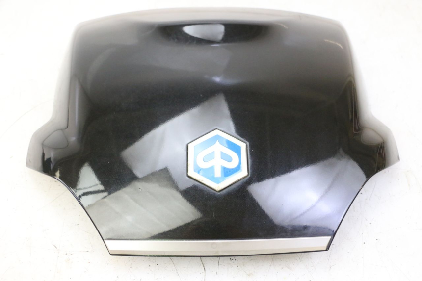 photo de ACHTERKAP VERBINDING PIAGGIO MP3 RL 250 (2006 - 2010) - Bevestigingspunten