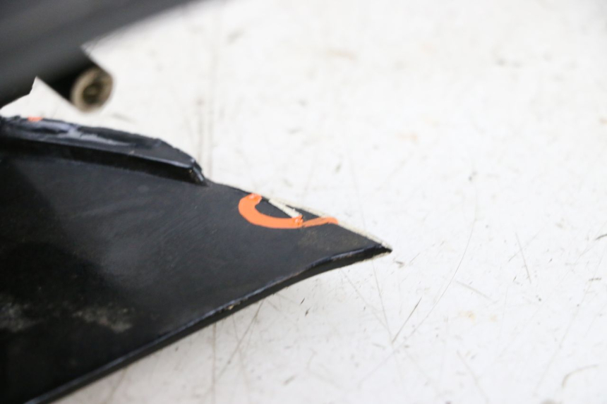 photo de ACHTERKAP VERBINDING HONDA NSR R 125 (1994 - 2003) - Andere kijkhoek