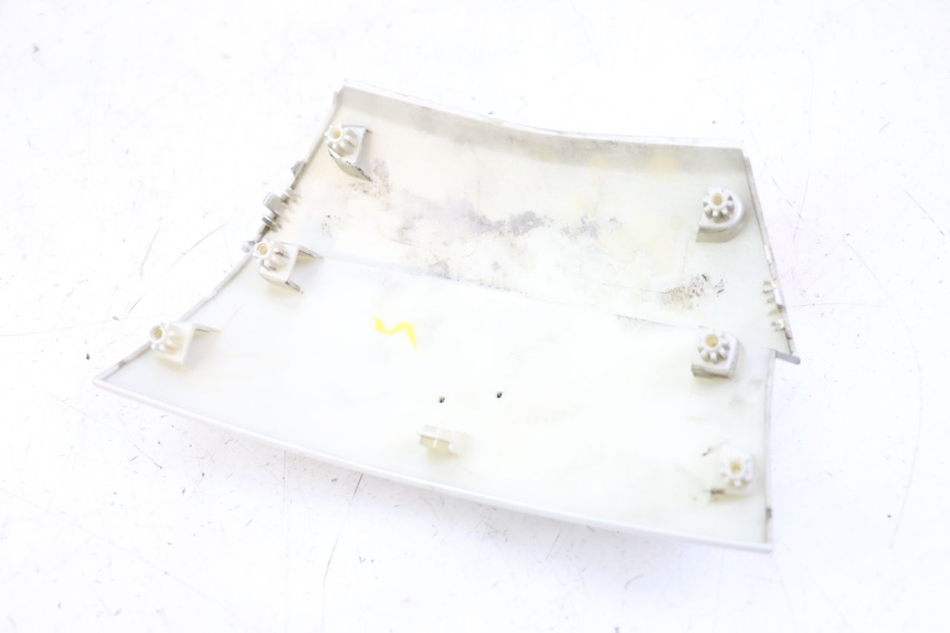 photo de ACHTERKAP VERBINDING PEUGEOT CITYSTAR 125 (2011 - 2017) - Detail van het onderdeel