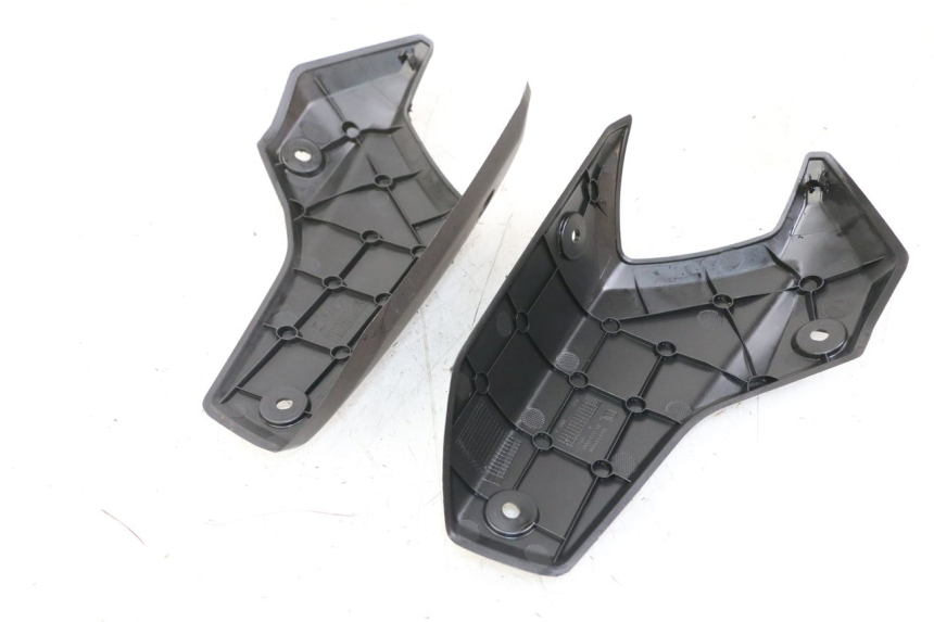 photo de ACHTERKAP VERBINDING PEUGEOT STREETZONE 4T 50 (2018 - 2023) - Detail van het onderdeel