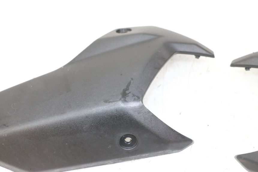 photo de ACHTERKAP VERBINDING PEUGEOT STREETZONE 4T 50 (2018 - 2023) - Technische close-up