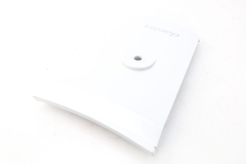 photo de ACHTERKAP VERBINDING DAELIM S3 125 (2010 - 2017) - Zoom op gebruiksstaat