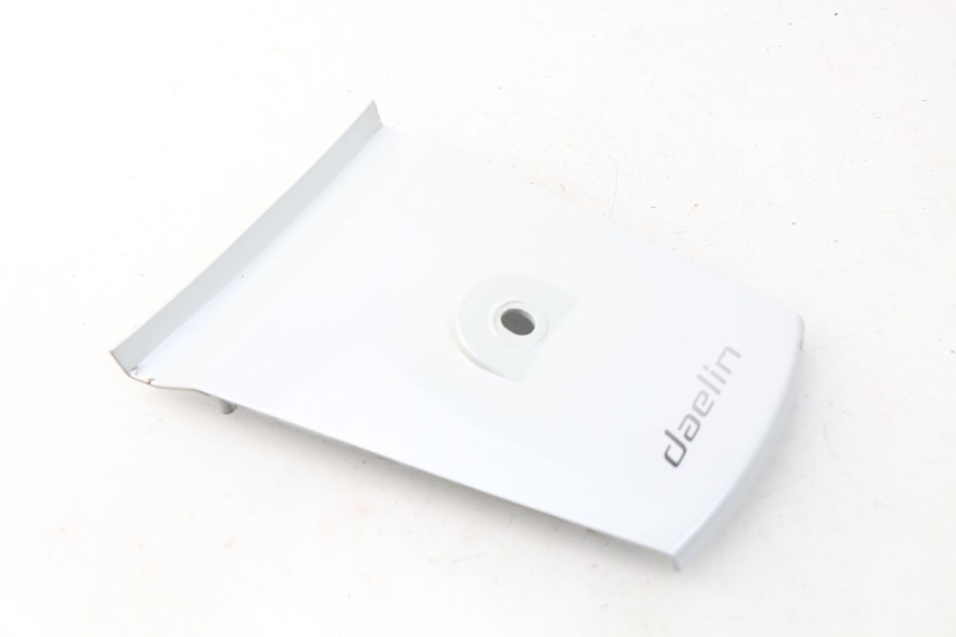 photo de ACHTERKAP VERBINDING DAELIM S3 125 (2010 - 2017) - Andere kijkhoek