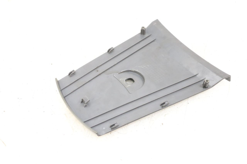 photo de ACHTERKAP VERBINDING DAELIM S3 125 (2010 - 2017) - Andere kijkhoek