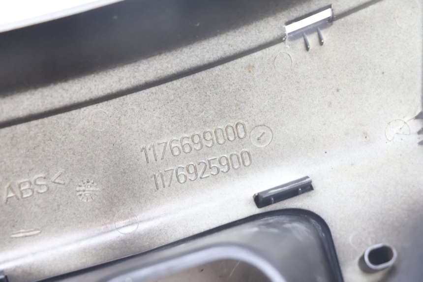 photo de ACHTERKAP VERBINDING PEUGEOT SATELIS 125 (2006 - 2009) - Staat van het oppervlak