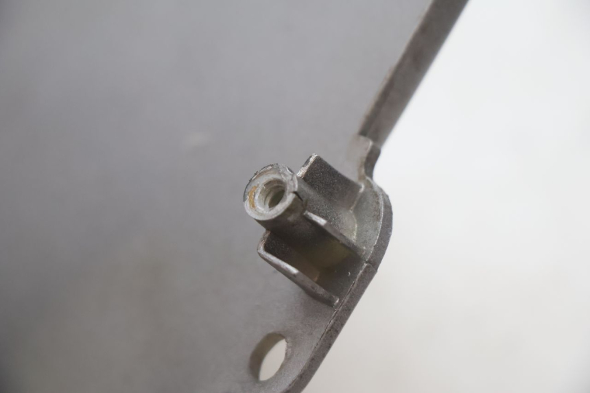 photo de ACHTERKAP VERBINDING HONDA SCV LEAD 100 (2003 - 2007) - Bevestigingspunten