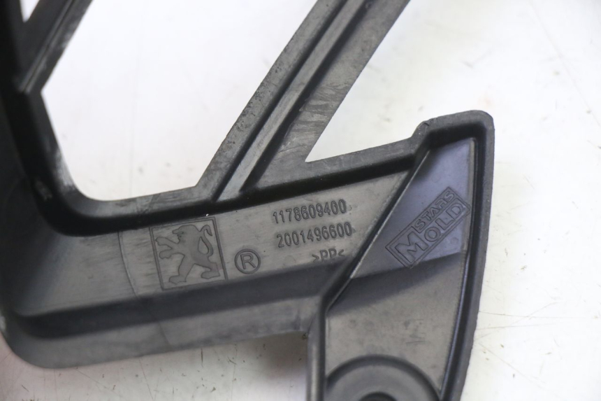 photo de ACHTERKAP VERBINDING PEUGEOT STREETZONE I NAKED 2T 50 (2018 - 2020) - Technische close-up