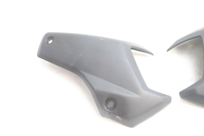 photo de ACHTERKAP VERBINDING PEUGEOT STREETZONE NAKED 2T 50 (2014 - 2018) - Detail van het onderdeel