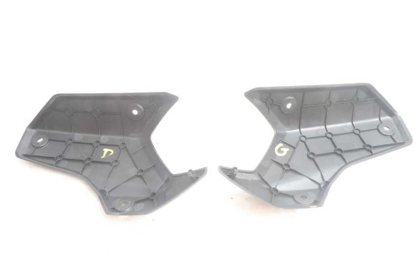photo de ACHTERKAP VERBINDING PEUGEOT STREETZONE NAKED 2T 50 (2014 - 2018) - Productaanzicht