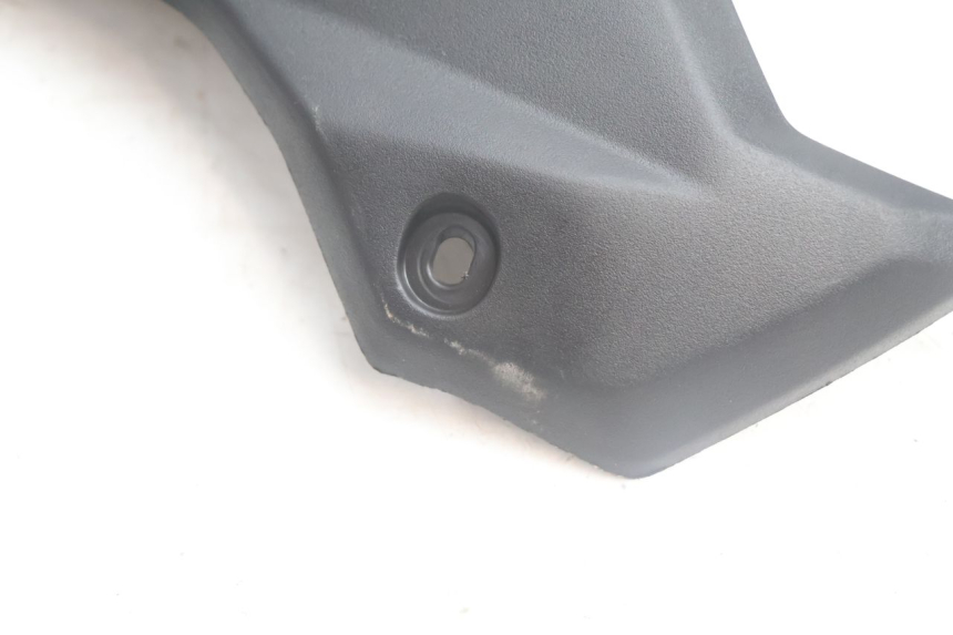 photo de ACHTERKAP VERBINDING PEUGEOT STREETZONE NAKED 2T 50 (2014 - 2018) - Andere kijkhoek