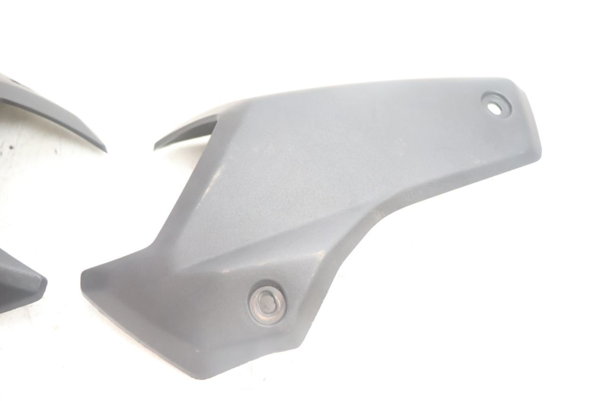 photo de ACHTERKAP VERBINDING PEUGEOT STREETZONE NAKED 2T 50 (2014 - 2018) - Technische close-up