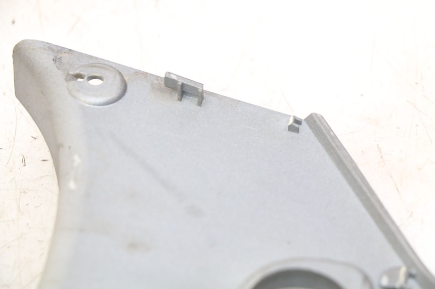 photo de BOVENSTE ACHTERKAP VERBINDING KYMCO DOWNTOWN ABS 125 (2015 - 2017) - Detail van het onderdeel