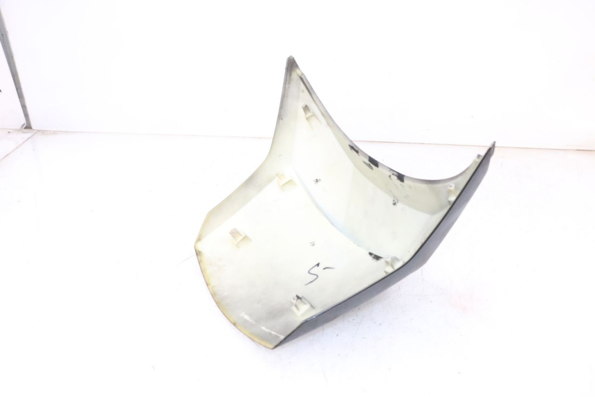 photo de BOVENSTE ACHTERKAP VERBINDING JM MOTORS GTS 125 (2015 - 2019) - Zoom op gebruiksstaat