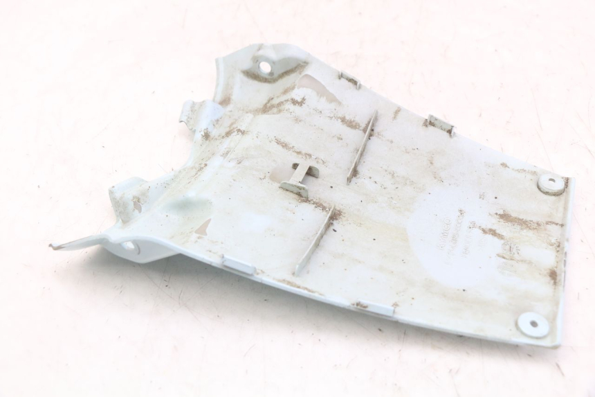 photo de BOVENSTE ACHTERKAP VERBINDING KYMCO LIKE 4T 50 (2009 - 2018) - Andere kijkhoek