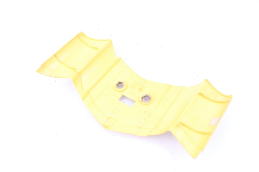 photo de BOVENSTE ACHTERKAP VERBINDING PEUGEOT LUDIX 50 (2005 - 2007) - Detail van het onderdeel