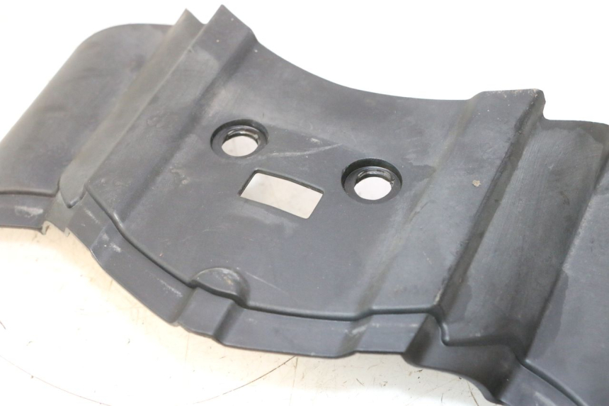 photo de BOVENSTE ACHTERKAP VERBINDING PEUGEOT LUDIX PRO 2T 50 (2010 - 2017) - Detail van het onderdeel