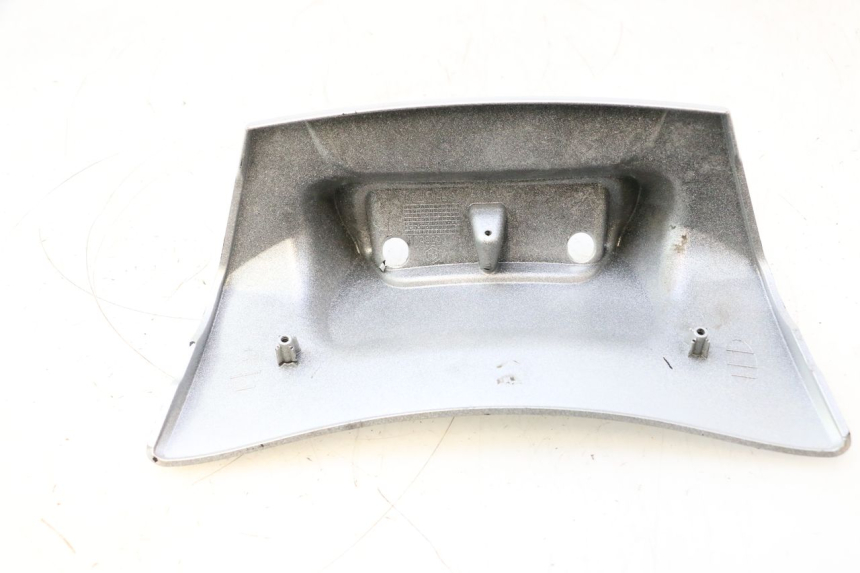 photo de BOVENSTE ACHTERKAP VERBINDING PIAGGIO MP3 LT 400 (2007 - 2012) - Bevestigingspunten