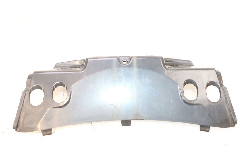 photo de BOVENSTE ACHTERKAP VERBINDING PIAGGIO MP3 125 (2006 - 2014) - Detail van het onderdeel