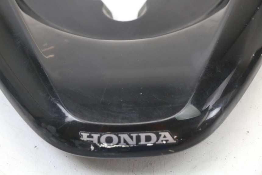 photo de BOVENSTE ACHTERKAP VERBINDING HONDA PCX (JF28) 125 (2009 - 2011) - Bevestigingspunten