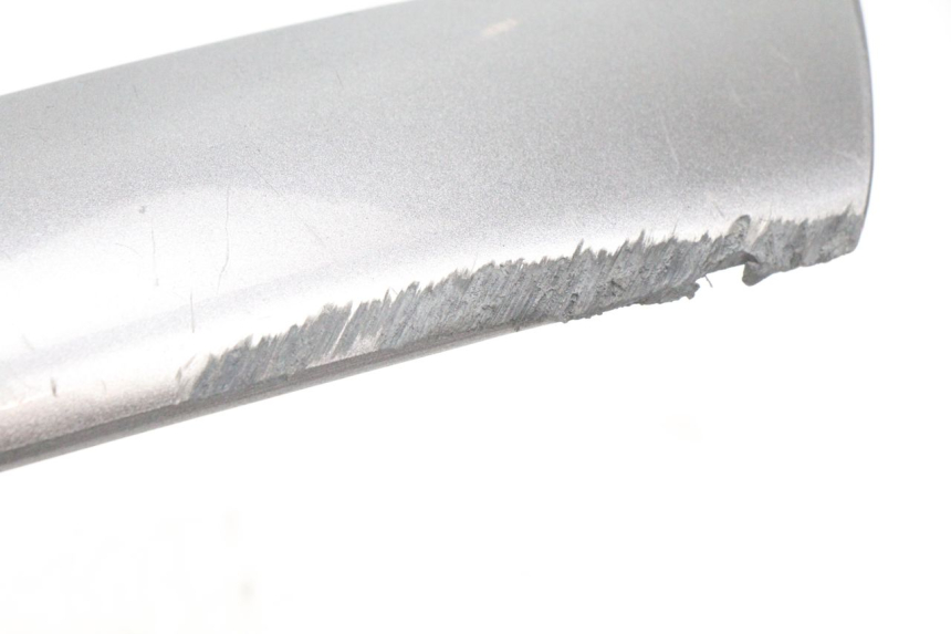 photo de BOVENSTE ACHTERKAP VERBINDING HONDA PCX (JF28) 125 (2009 - 2011) - Technische close-up