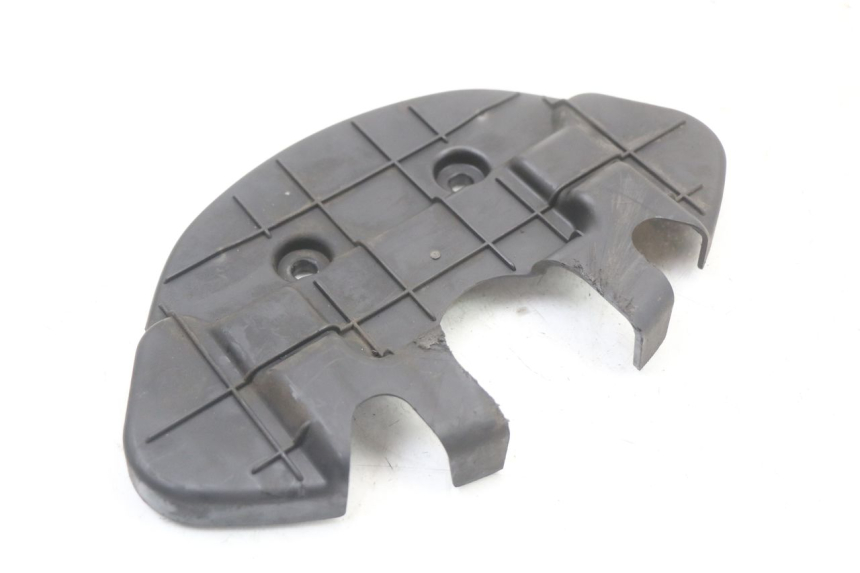 photo de BOVENSTE ACHTERKAP VERBINDING PEUGEOT DJANGO 125 (2014 - 2017) - Detail van het onderdeel