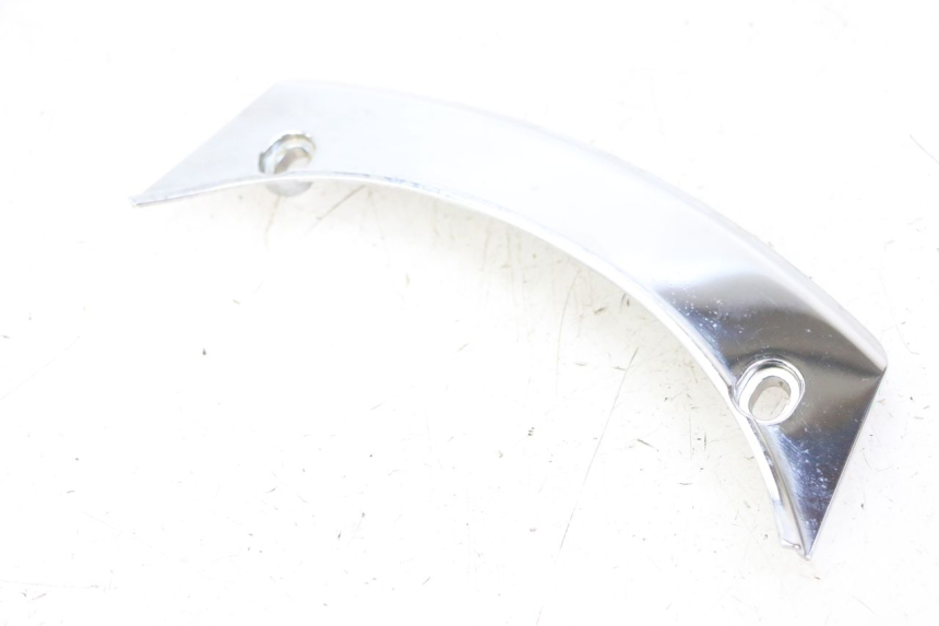 photo de BOVENSTE ACHTERKAP VERBINDING PEUGEOT SATELIS 125 (2013 - 2018) - Bevestigingspunten