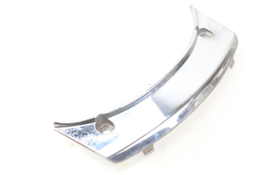 photo de BOVENSTE ACHTERKAP VERBINDING PEUGEOT SATELIS 125 (2006 - 2009) - Andere kijkhoek