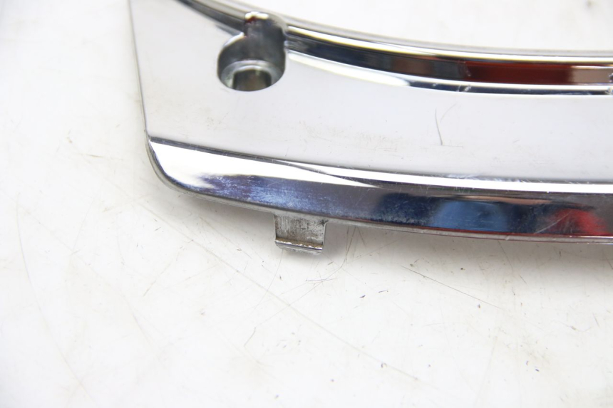 photo de BOVENSTE ACHTERKAP VERBINDING PEUGEOT SATELIS 125 (2006 - 2009) - Andere kijkhoek