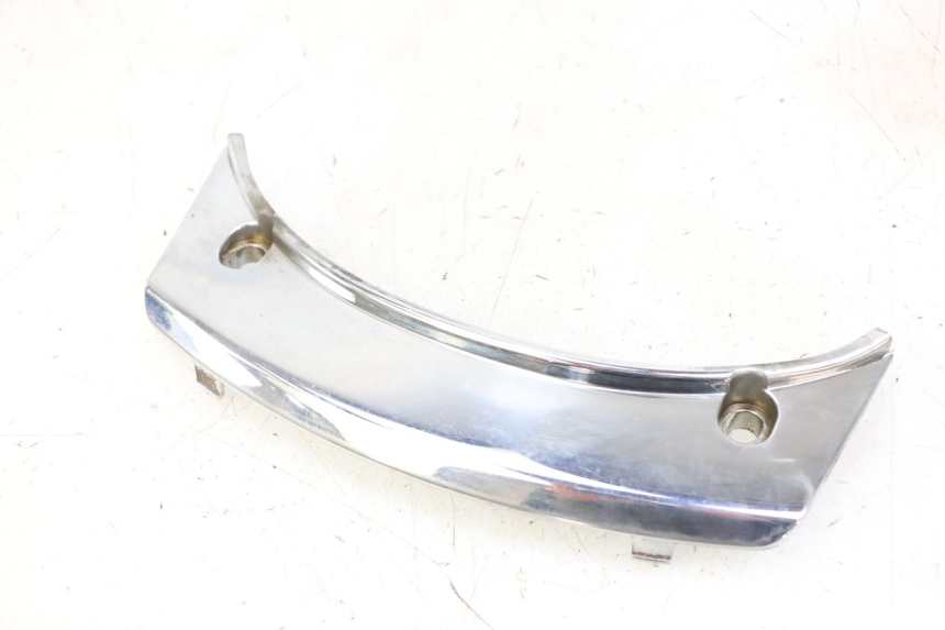 photo de BOVENSTE ACHTERKAP VERBINDING PEUGEOT SATELIS 125 (2013 - 2018) - Hoofdaanzicht