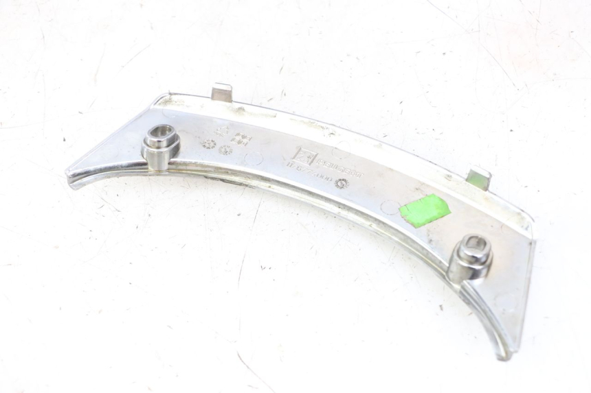 photo de BOVENSTE ACHTERKAP VERBINDING PEUGEOT SATELIS 125 (2013 - 2018) - Overzicht