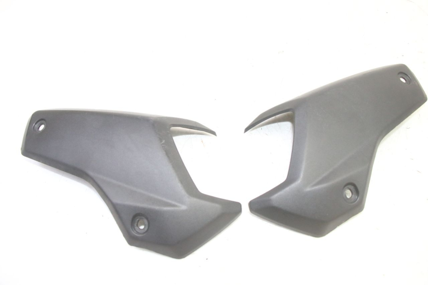 photo de BOVENSTE ACHTERKAP VERBINDING PEUGEOT STREETZONE I 2T 50 (2018 - 2020) - Andere kijkhoek