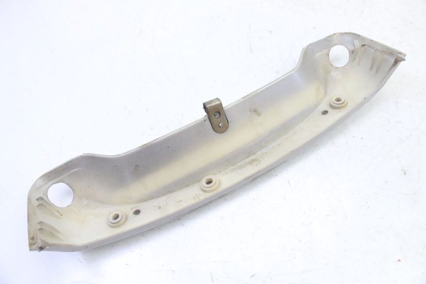 photo de BOVENSTE ACHTERKAP VERBINDING PIAGGIO SUPER LX 125 (2000 - 2003) - Technische close-up