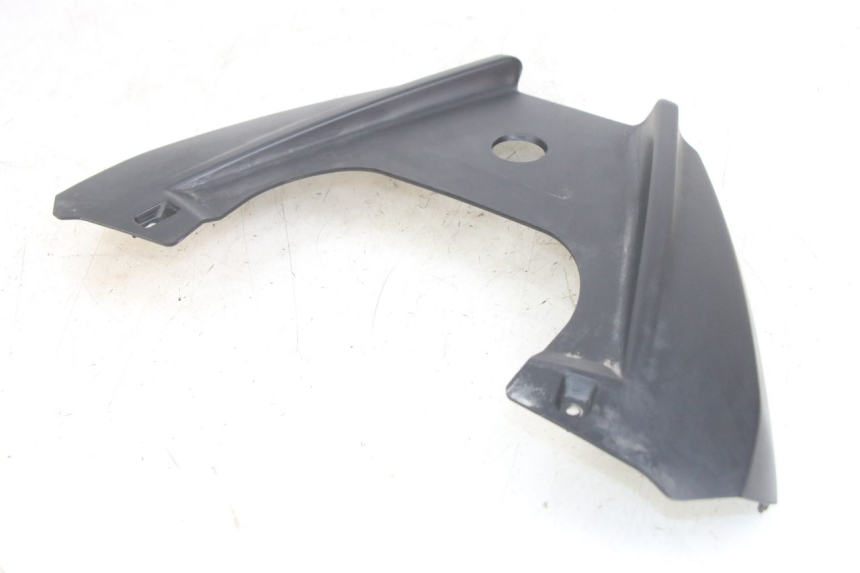 photo de BOVENSTE ACHTERKAP VERBINDING APRILIA SXR 50 (2021 - 2023) - Detail van het onderdeel