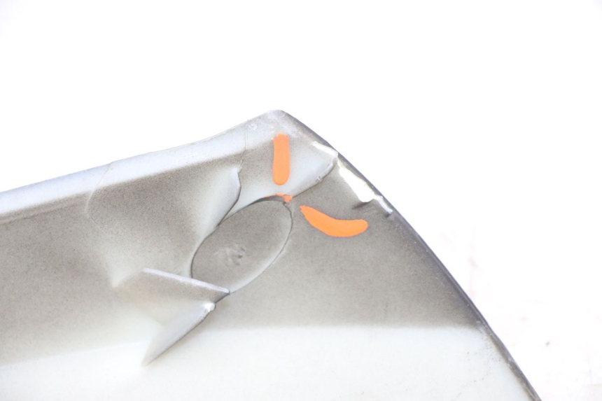 photo de BOVENSTE ACHTERKAP VERBINDING APRILIA SXR 50 (2021 - 2023) - Technische close-up