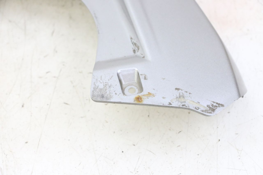 photo de BOVENSTE ACHTERKAP VERBINDING APRILIA SXR 50 (2021 - 2023) - Andere kijkhoek