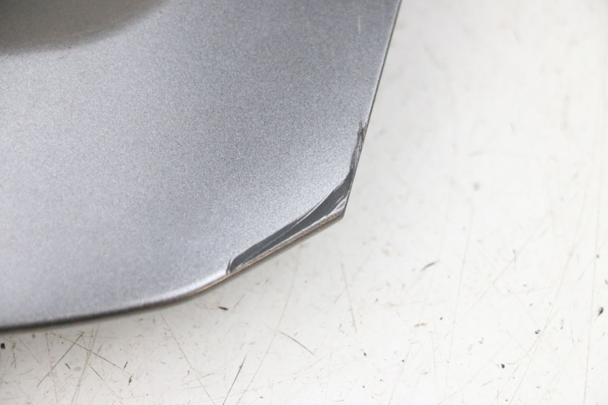 photo de BOVENSTE ACHTERKAP VERBINDING YAMAHA TRICITY 300 (2020 - 2024) - Technische close-up