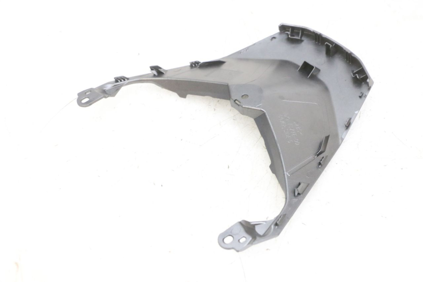 photo de BOVENSTE ACHTERKAP VERBINDING YAMAHA TRICITY 300 (2020 - 2024) - Staat van het oppervlak