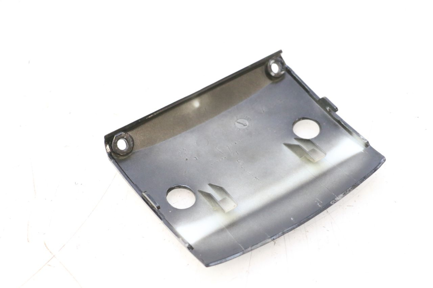 photo de BOVENSTE ACHTERKAP VERBINDING PIAGGIO TYPHOON 50 (2000 - 2009) - Detail van het onderdeel