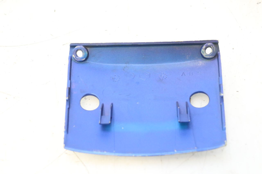 photo de BOVENSTE ACHTERKAP VERBINDING PIAGGIO TYPHOON 50 (1993 - 1999) - Detail van het onderdeel
