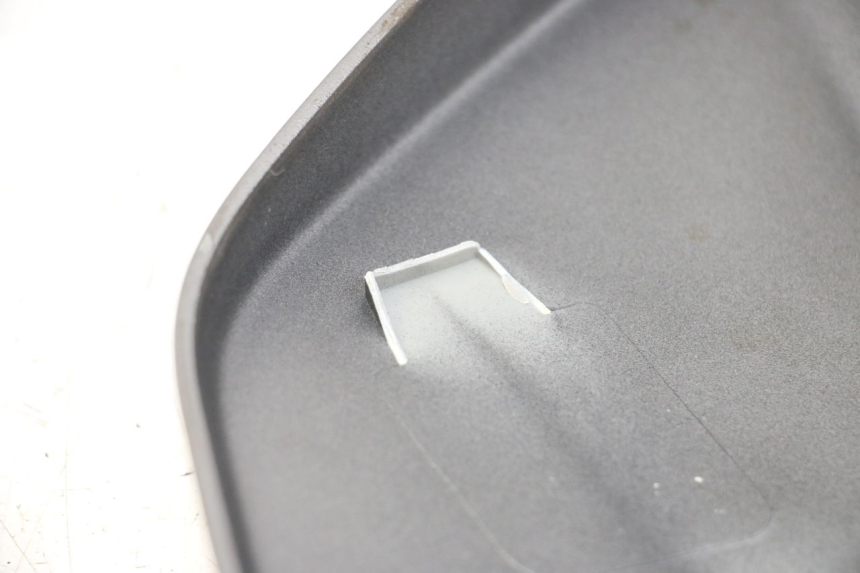 photo de BOVENSTE ACHTERKAP VERBINDING PIAGGIO X10 125 (2012 - 2017) - Technische close-up