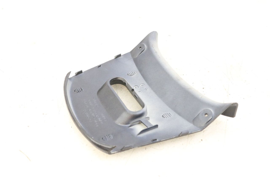 photo de BOVENSTE ACHTERKAP VERBINDING KYMCO XCITING 250 (2006 - 2009) - Detail van het onderdeel