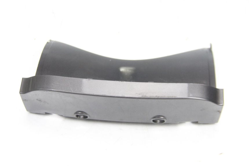 photo de BOVENSTE ACHTERKAP VERBINDING PIAGGIO XEVO - X EVO 125 (2007 - 2017) - Technische close-up